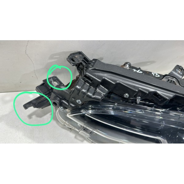 Farol Esquerdo Toyota Sw4 Original 2022 2023 (ver Foto)