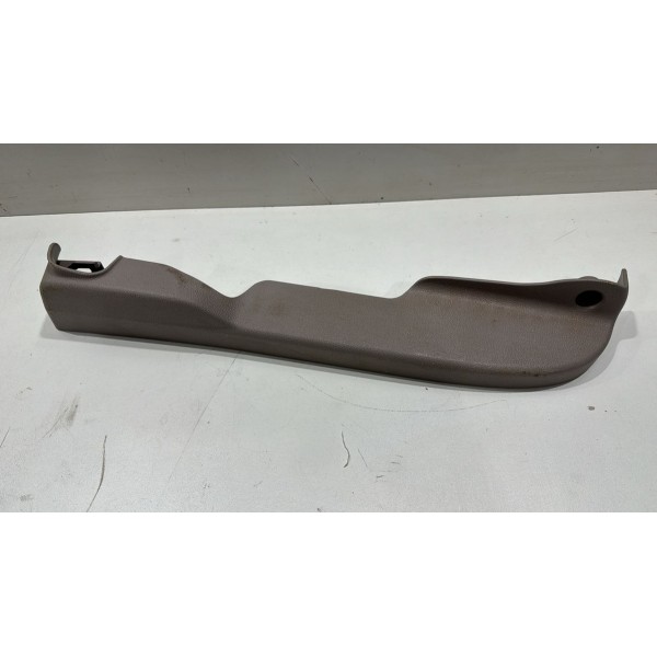 Moldura Lateral Banco Direito Chevrolet Cruze 2017 13594799