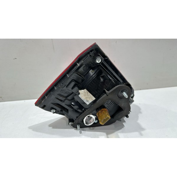 Lanterna Da Tampa Direito Fox 2015 Á 2021 Fume Orig Lanterna Da Tampa Direito Fox 2015 Á 2021 Fume Orig