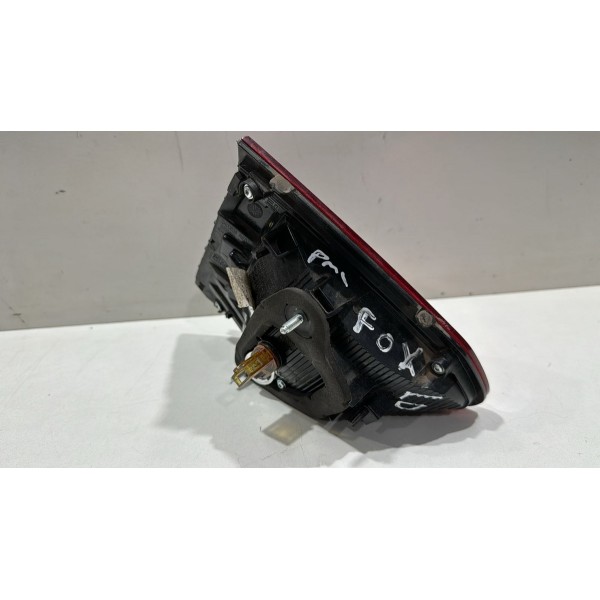 Lanterna Da Tampa Direito Fox 2015 Á 2021 Fume Orig Lanterna Da Tampa Direito Fox 2015 Á 2021 Fume Orig