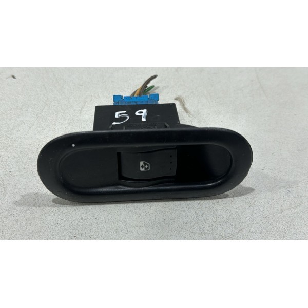 Botão Vidro Traseiro Renault Duster 2013 2014 2015 Usado