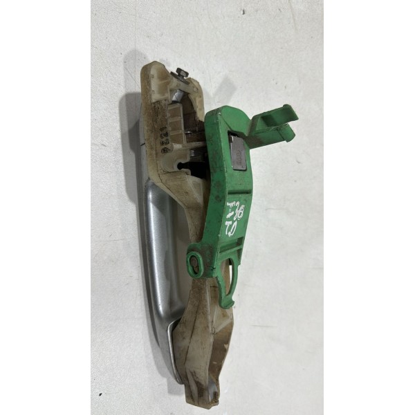 Maçaneta Traseira Direita Hyundai I30 2009 2011 2012 Usado