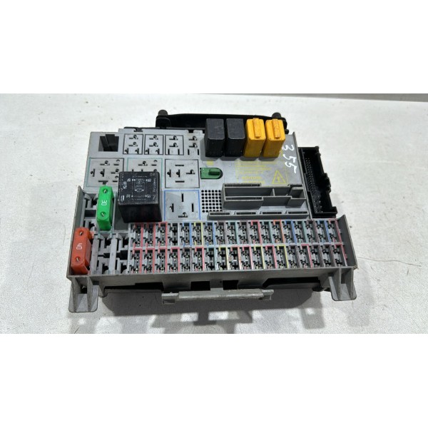 Caixa D Fusíveis Rele Gm Astra Vectra Meriva Zafira 90589979