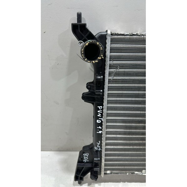 Radiador De Água Fiat Punto 1.4 2011 2012 - 51869486