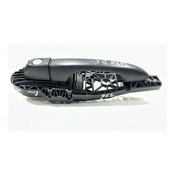 Macaneta Externa Dianteira Esquerda Fiat Toro