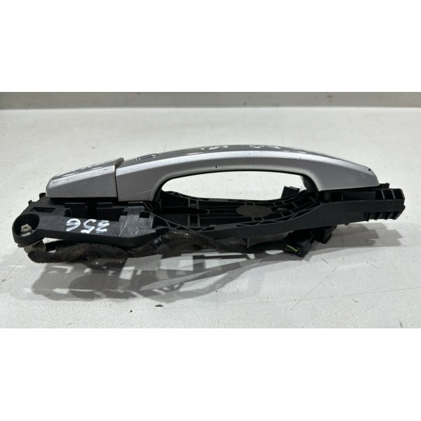 Maçaneta Externa Dianteira Direita Chevrolet Cruze 2012 Á 16