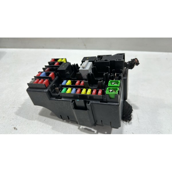Caixa De Fusiveis Chevrolet Onix 1.4 2018