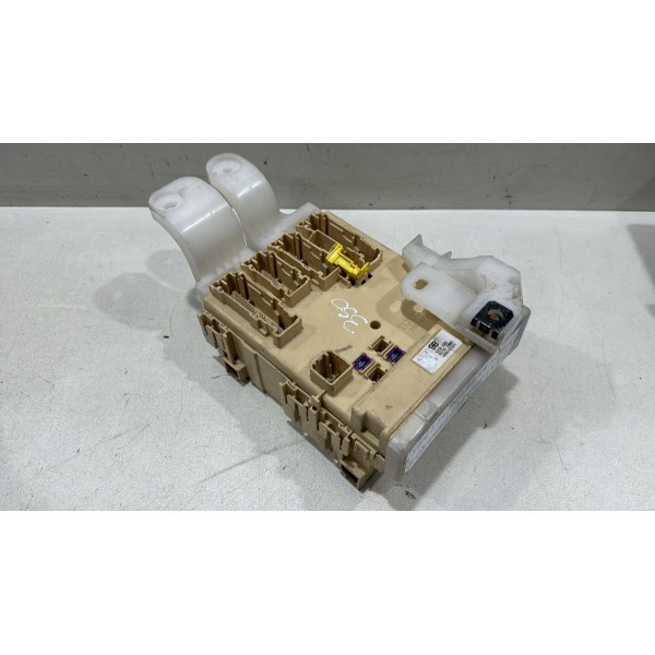 Modulo De Fusiveis 8273012m80 Toyota Corolla 2016 2017