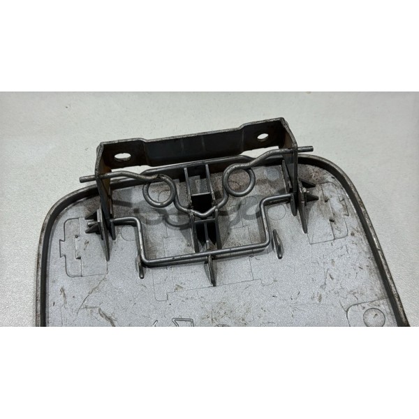 Portinhola Tampa Tanque Combustivel Fiat Palio 2004/11 Portinhola Tampa Tanque Combustivel Fiat Palio 2004/11