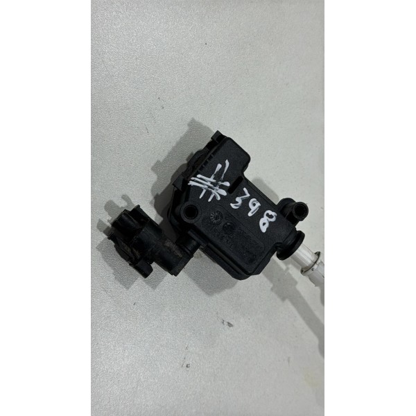 Trava Motor Da Portinhola Onix 2019 Original