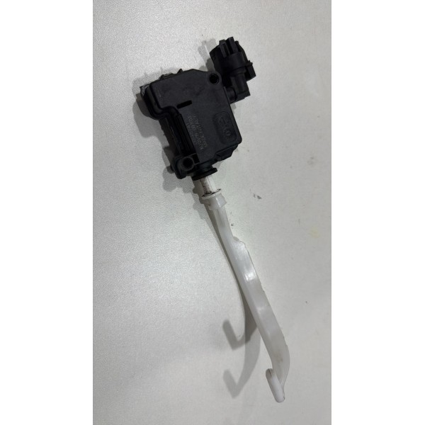 Trava Motor Da Portinhola Onix 2019 Original