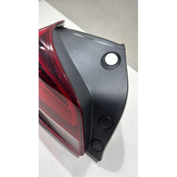 Lanterna Com Led Esquerdo Onix Hatch 2021 2022 2023 Original
