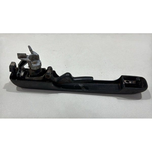Maçaneta Externa Dianteira Direita Volkswagen Santana 1993