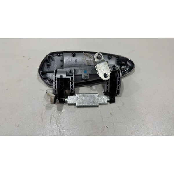 Maçaneta Cromada Externa Traseira Direita Fiat Linea Punto