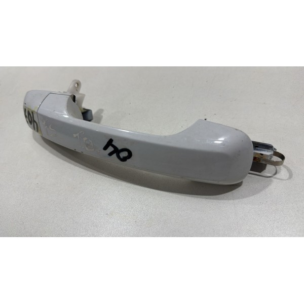 Maçaneta Externa Traseira Direita Ford Fiesta  05 A 12 Usado Maçaneta Externa Traseira Direita Ford Fiesta  05 A 12 Usado