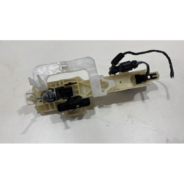 Maçaneta Dianteira Esquerda Hyundai Ix35 2010/2019 C/ Sensor