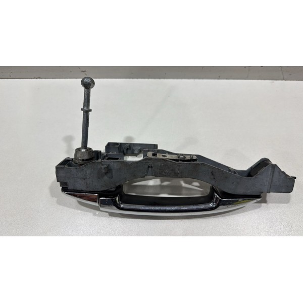 Macaneta Externa Dianteira Esquerda Citroen Aircross 2012