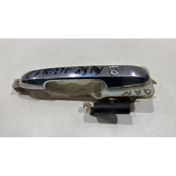Maçaneta Externa Porta Dianteira Direita Kia Cerato 2010/13