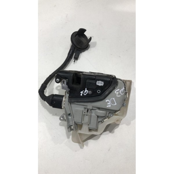 Fechadura Dianteira Esquerda Audi Q3 8j1837015 Usado Origina