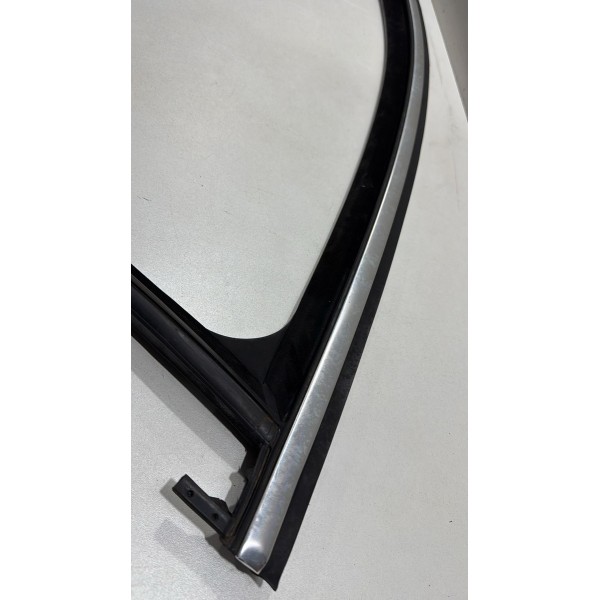 Moldura Cromada Quadro Porta Jetta 2010 Dianteira Esquerda