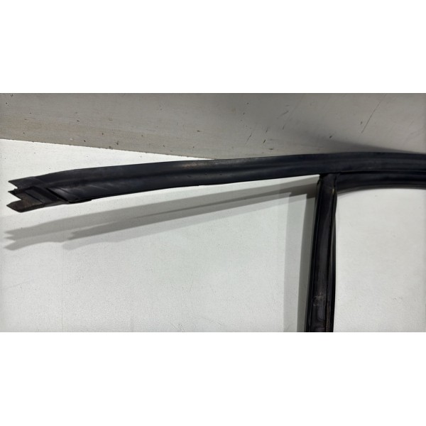Borracha De Vidro Porta Dianteira Esquerd Audi A4 2009/ 2014