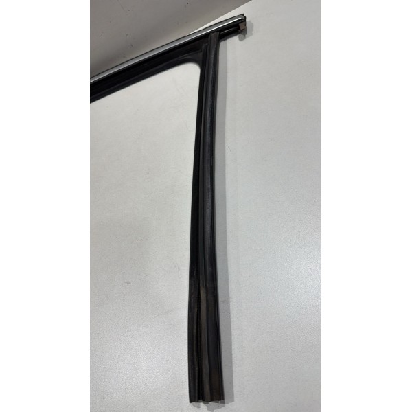 Friso Canaleta Vidro Tiguan Dianteiro Esquerdo 2010 11 2012