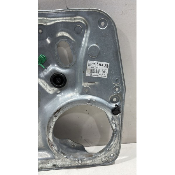 Suporte Maquina Vidro Dianteiro Esquerdo Vw Tiguan 2011 1300