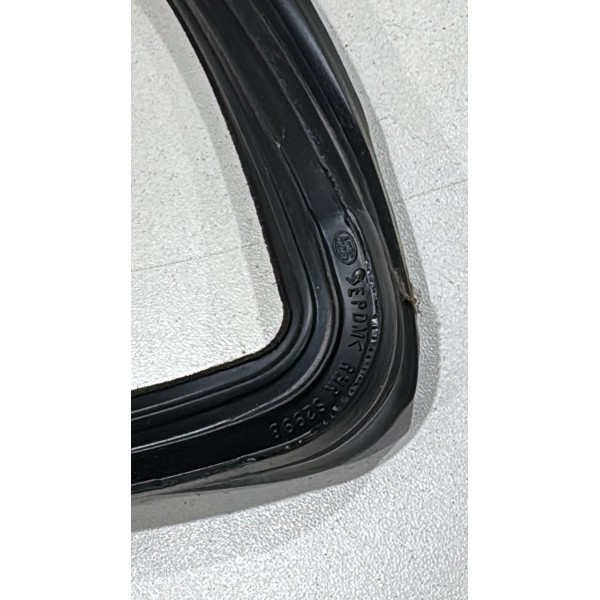 Canaleta Vidro Traseira Direita Ranger Rover Sport 2010 2011 Canaleta Vidro Traseira Direita Ranger Rover Sport 2010 2011