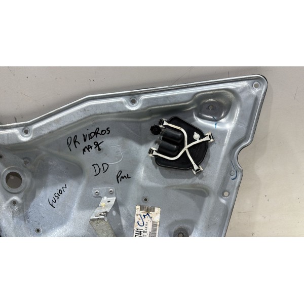 Suporte Máquina Vidro Dianteira Direita Fusion 2006/2012