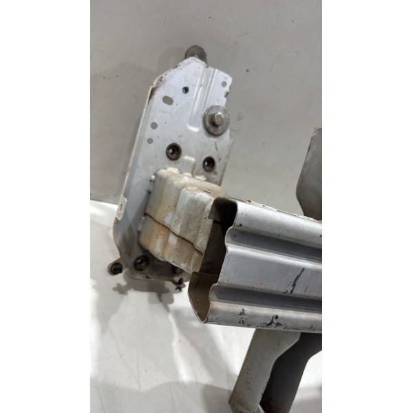 Alma Dianteira Ford New Ka 2015 À 2020 Usado Original