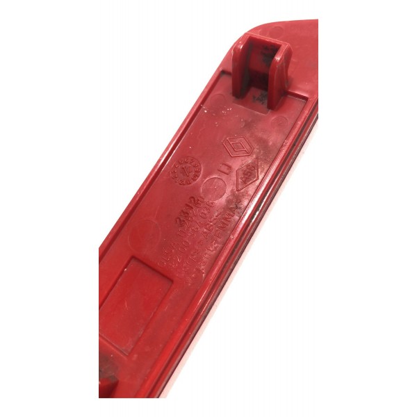 Olho Gato Traseiro Direito Duster 2016 / 2019 8200384036 Vermelho