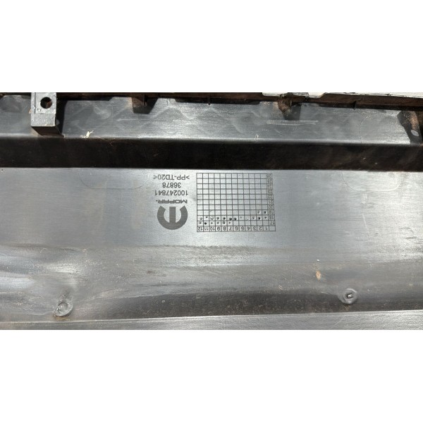 Spoler Traseiro Cronos 2021 2022 2023 2024 Detalhe Preto Spoler Traseiro Cronos 2021 2022 2023 2024 Detalhe Preto