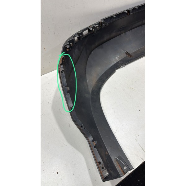 Spoler Traseiro Cronos 2021 2022 2023 2024 Detalhe Preto Spoler Traseiro Cronos 2021 2022 2023 2024 Detalhe Preto