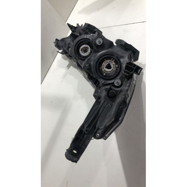Farol Esquerdo Toyota Corolla 2015 2017 68117002g2100 Usado