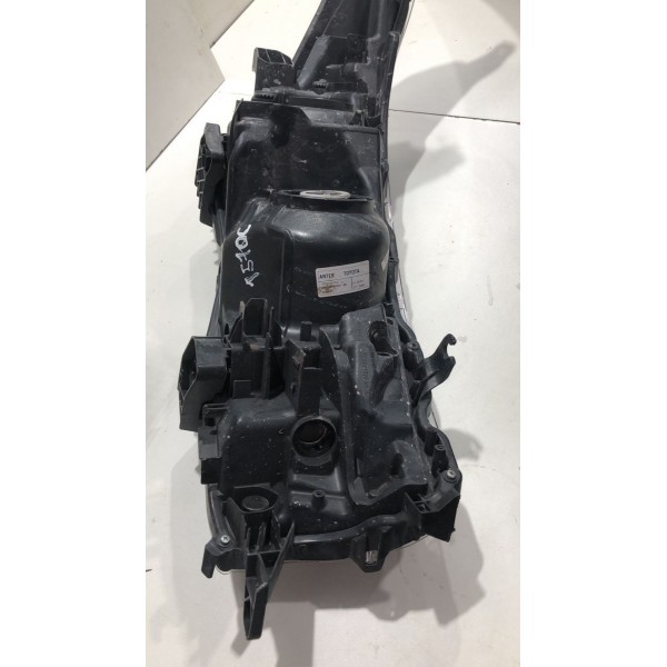 Farol Esquerdo Toyota Corolla 2015 2017 68117002g2100 Usado