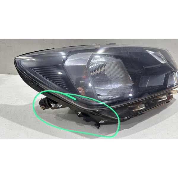 Farol Direito Vw Gol Voyage Saveiro G8 2017  2020 5u7941006