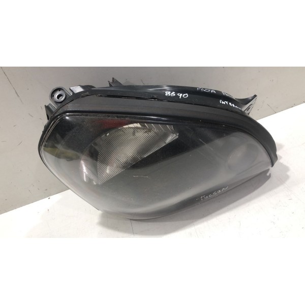 Farol Direito Fume Hyundai Tucson 2007 / 2015 921022exxx