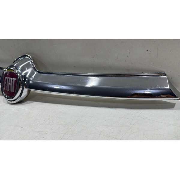 Friso Cromado Superior Fiat Toro 2015 2016 2017 2018