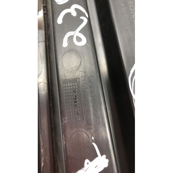 Moldura Farol Milha Esquerdo Honda Hrv 2015 2016 2017 2018 Preto