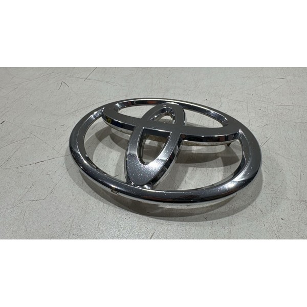 Emblema Grade Dianteira Toyota Corolla 2015 2017 7531102220