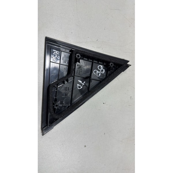 Moldura Externa Porta Traseira Direita Hb20 Hatch 2013/19