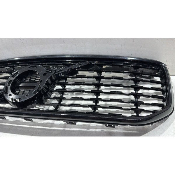 Grade Prachoque Dianteiro Volvo Xc40 2018 2019 20 C/ Detalhe