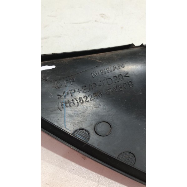 Moldura Farol E Neblina Direito Nissan Versa 2015 Á 2018 Preto