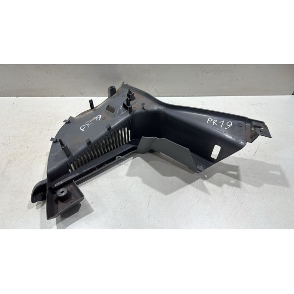 Suporte Tampão Traseiro Direito Renault Clio 2002/2010