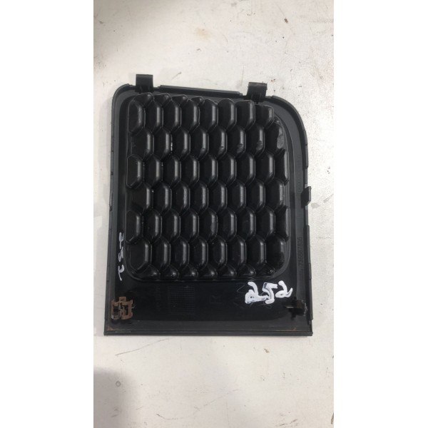 Moldura Grade Parachoque Direito Renegade 2015 A 2018