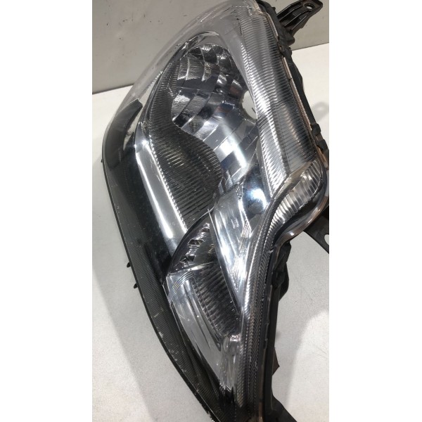 Farol Direito Toyota Etios 2013 2014 2015 2016 7811100d44100