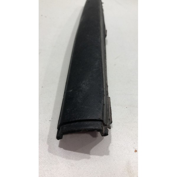 Moldura Central Para Choque Gol G3 99/05 Orig. 377807953  Vw