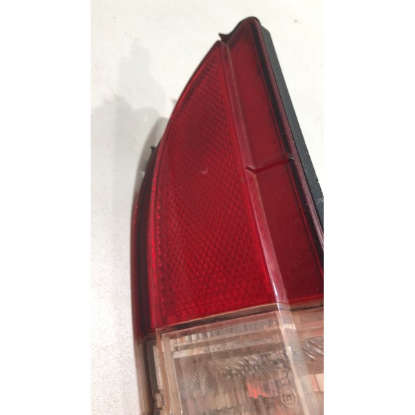 Lanterna Parachoque Fiat Punto Toro Esquerdo 27470102