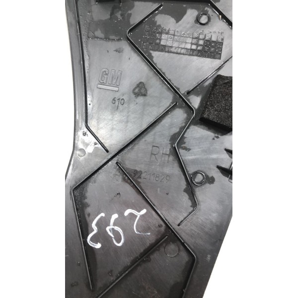 Acabamento Lateral Console Direito Gm Omega 2008