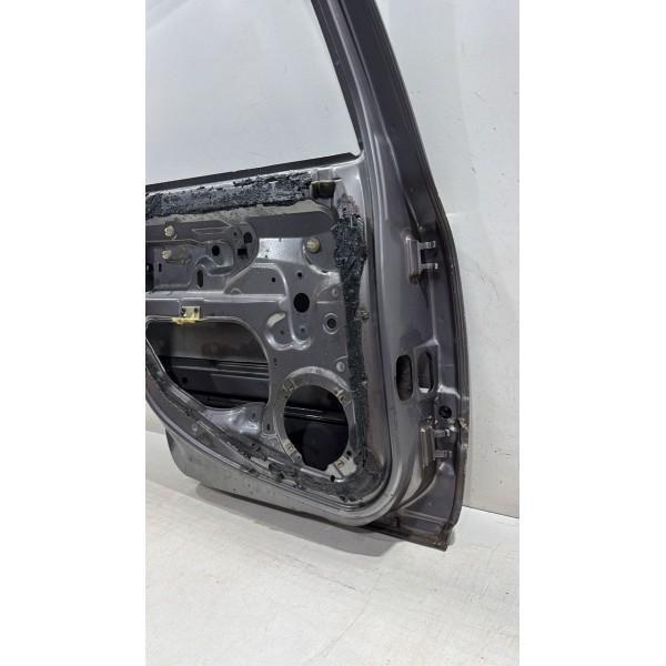 Porta Renault Clio 2003 A 2012 Traseira Esquerda Cinza Porta Renault Clio 2003 A 2012 Traseira Esquerda Cinza